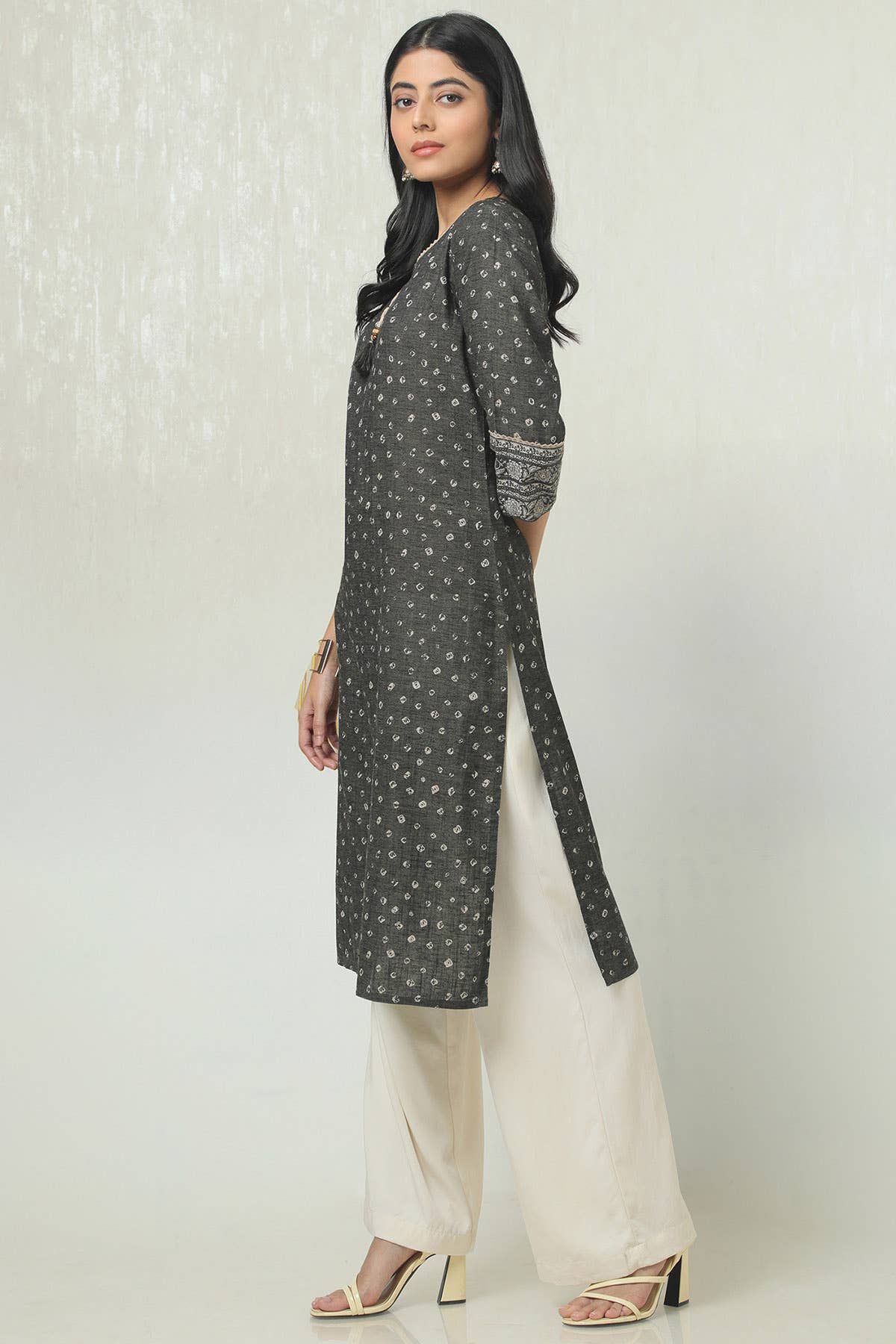 Charcoal Cotton Bandhani Print Kurta With Tassels - Image 3