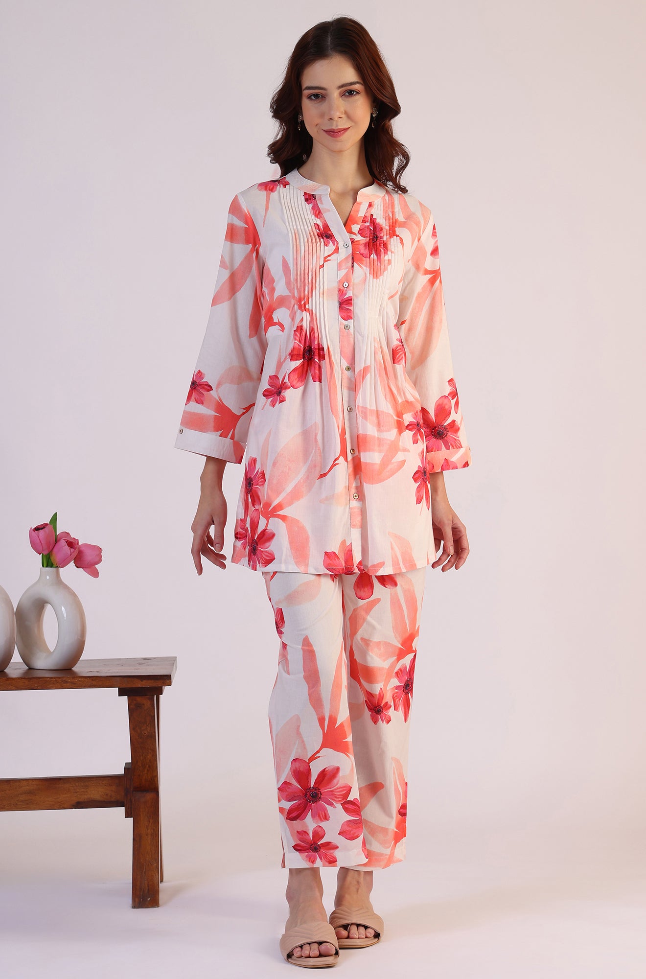 White Bold Floral Printed Pure Cotton Tunic and Straight Pants Co-ord Set - Image 10